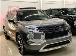 ميتسوبيشي اوتلاندر